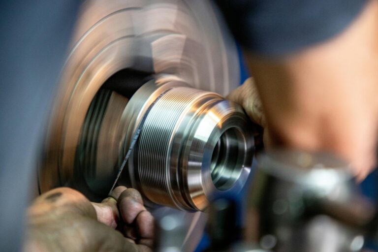 CNC machining process focusing on better surface finish